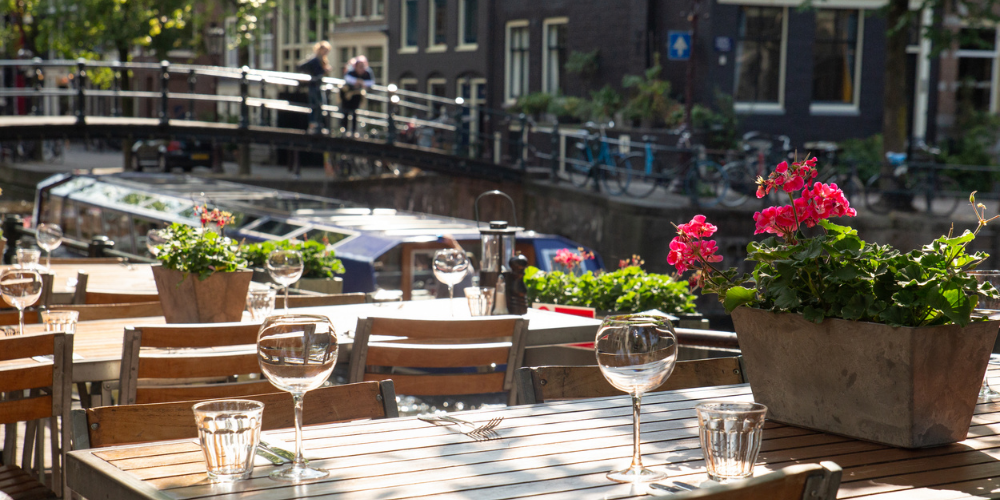 Amsterdam’ın Birbirinden Farklı Lezzetleri Ve Restoranları 